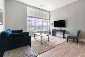 Mint House Columbus - Capitol Square