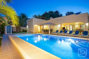 Villa Medina 12 by Abahana Villas