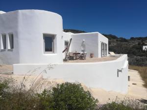 SUNSENSES Villa