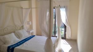 Marina de la Duquesa Apartment