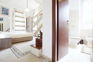 Flavio's flat