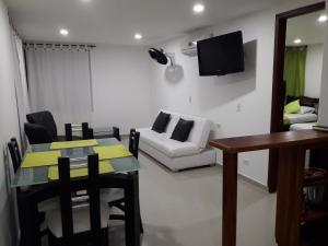 Moderno Apartamento Frente al Mar