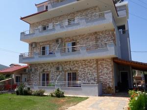 Ylli Mance Apartments photo 1