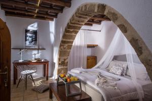Koutouloufari House by Checkin